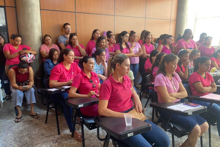 REUNIÃO COM OS MONITORES DA REDE MUNICIPAL DE SANTA HELENA DE GOIÁS