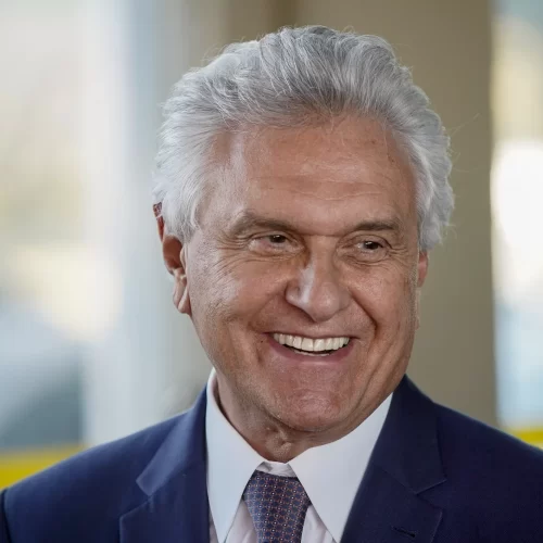 Ronaldo Caiado celebra federação com PP e reforça caminho para disputar presidência