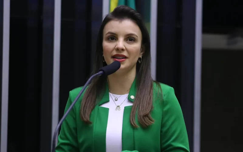 Deputada Marussa Boldrin propõe política nacional para proteção emocional e combate à violência entre jovens